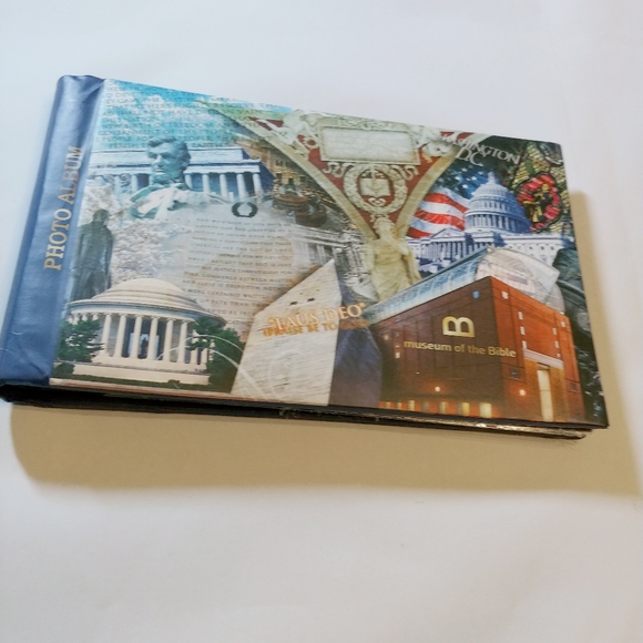 Museum of the Bible Photo Album NEW BX-2 - Picture 1 of 4